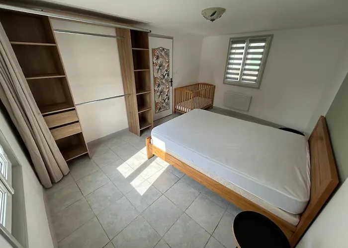 Le Pied Marin * Lancheres